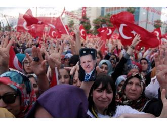 Erdoğan’a Adana’da Sevgi Seli