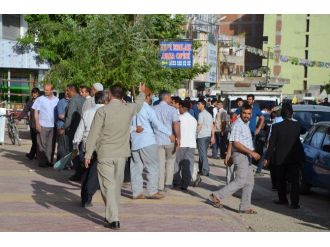 Silvan’da Hüda-par’lılar İle Hdp’liler Arasında Gerginlik