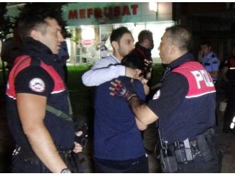 Önce 3 Kişiyi Sonra Karısını Vurdu Oğlunu Da Rehin Aldı