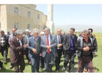 Fırat’tan Hınıs Ve Çat Çıkarması
