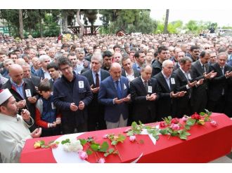 Son Yolculuğuna Uğurlandı