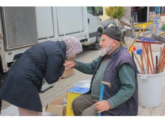 Ak Partili Vekil Adayına Manili Karşılama