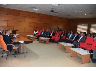 Afyonkarahisar’da Kamu Sağlık Kuruluşlarının Temsilcileri Bir Araya Geldi