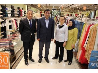 Bakan Yılmaz Ninova Park’ta Resim Sergisinin Açılışını Yaptı