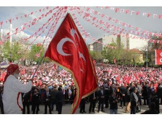 Emekli Maaşının Tamamını Mhp’nin Mitinglerine Harcıyor