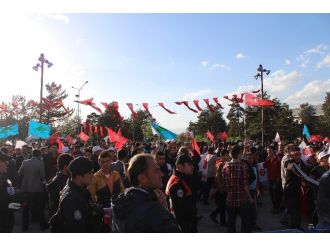 Erzurum’da Mhp Mitinginin Ardından Gergin Anlar Yaşandı