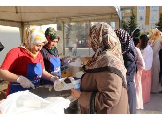 Gaimder’den Pilavlı Kutlama