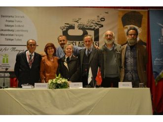 Şiir Buluşmasında Ustalar Unutulmadı