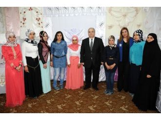 Suriyeli Kadınların Savaştan Sanata Yolculuğu