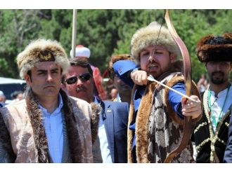 Bilal Erdoğan Kahramanmaraş’ta Ok Attı