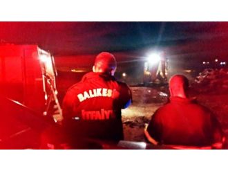 Ayvalık’ta Çöplük Alanda Çıkan Yangın Korkuttu