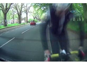 Kaza Geliyorum Dedi Ama O Görmedi