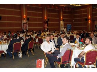 Yabancı Ülkeden Gelen Gençlerin “Fetih Şöleni” Hayranlığı