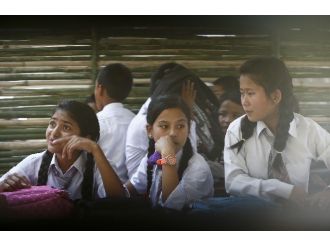 Nepal’de Depremden Sonra Okullar Açıldı