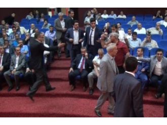 Elazığ’da Stk Toplantısında Chp İl Başkanına Tepki