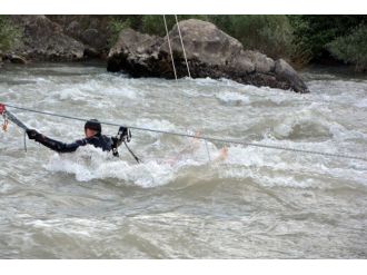 Botan Çayı’na Düşen Kadın Ölü Bulundu