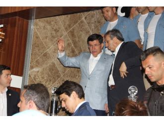 23 Saat Süren Temaslarının Ardından Diyarbakır’dan Ayrıldı