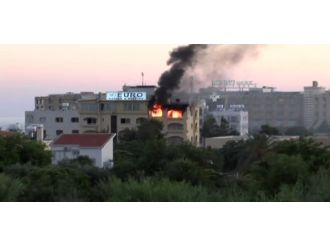 Otelde Yangın: 2 Ölü