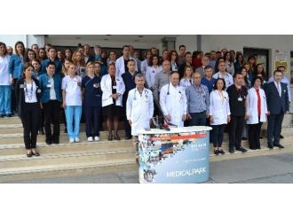 Medical Park’ta Dr. Furtun İçin Saygı Duruşu