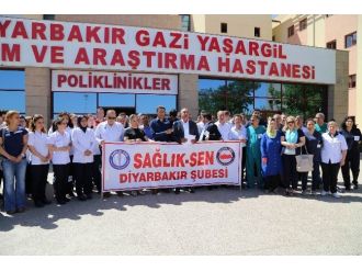 Samsun’daki Doktor Cinayeti Diyarbakır’da Kınandı