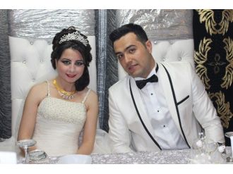 Bora İle Badeli Ailesinin Mutlu Günü