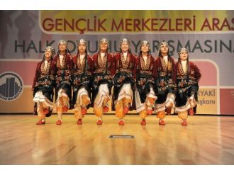 Altındağlı Çocuklar Halaya Durdu