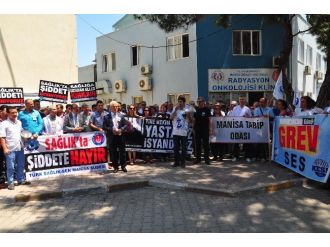 Manisa’da Sağlıkçılar İki Gün İş Bıraktı