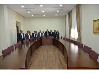 Vali Tapsız, İl Genel Meclis Üyelerini Ağırladı