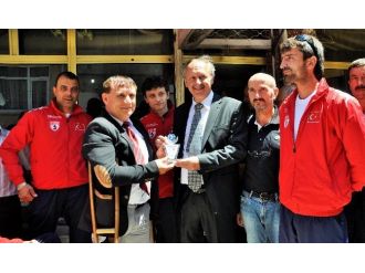 Özden: “Engelleri Birlikte Aştık”