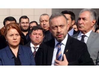 İstanbul Baro Başkanı Ve Yönetimine Beraat