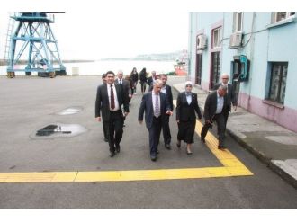 Ak Parti Trabzon Milletvekili Adayı Köseoğlu: “Mega Liman Kenti Olacağız”