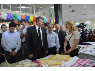 Ereğli Belediyesi Halk Eğitim Sergisine Kapılarını Açtı