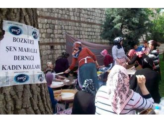 Yüksekokula Yardım İçin Yüzlerce Bazlamaç Pişirdiler