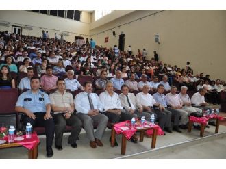 Edremit’in “Eğitimde En İyi Örnekler” Ödüllerini Aldı
