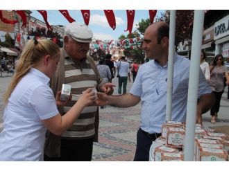 Edirne Belediyesi’nden Kandil Simidi İkramı