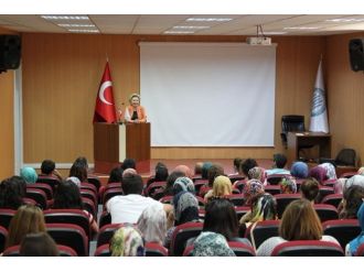 Beü’lü Öğrencilere ‘Sosyal Hizmet’ Anlatıldı