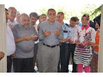 Başkan Özdemir İmam Hatip Ortaokulunun Sergisini Açtı