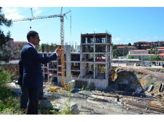 Ak Parti Heyeti Hastane İnşaatını İnceledi