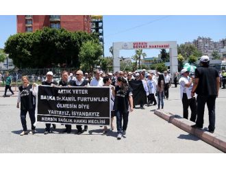 Sağlık Çalışanları Şiddeti Protesto Etti