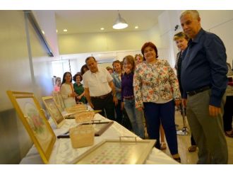 Türk Kadınlar Birliği Söke Şubesi Kanaviçe’yi Yaşatıyor