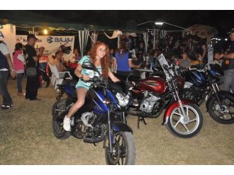 Motosiklet Tutkunları Kuşadası’nda Buluştu