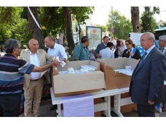 Süleymanpaşa Belediye Başkanı Eşkinat, Kandil Simidi Dağıtarak Vatandaşların Berat Kandili’ni Kutladı