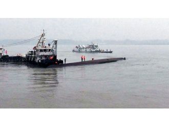 Çin’de 458 Kişiyi Taşıyan Gemi Battı!