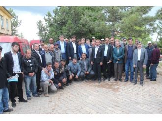 Ak Partili Aday Ömer Ünal Derbent İlçesini Ziyaret Etti