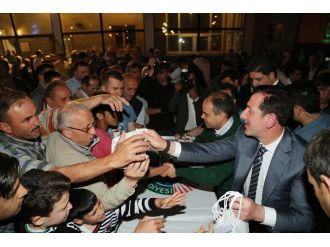 Bakan Kılıç Ve Başkan Tok Lokum-lokma Dağıttı