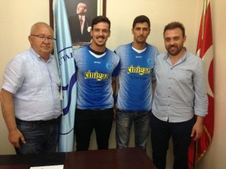 Savunma Oyuncuları Mustafa Ve Salih Kütahyaspor’da