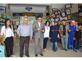 Silvan’da Köy Okulu Öğrencileri Resim Sergisi Açtı