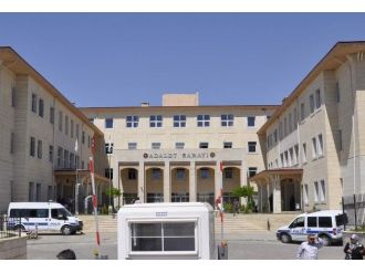 Siirt’te Gözaltına Alınan Ydg-h’li 11 Kişi Adliyeye Sevk Edildi