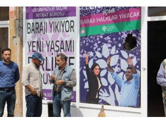 Eskişehir Hdp Seçim Bürosuna Silahlı Saldırı İddiası