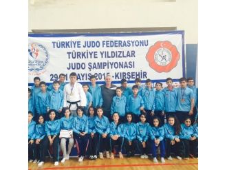 Judo Yıldızlarda Kağıtspor Rakip Tanımadı